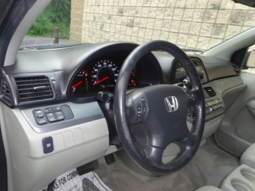 NO RESERVE ALL POWER LEATHER SUNROOF 8 SEAT DUAL A/C NEW MICHELIN TIRES SERVICED, image 22