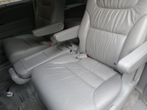 NO RESERVE ALL POWER LEATHER SUNROOF 8 SEAT DUAL A/C NEW MICHELIN TIRES SERVICED, image 27