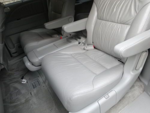 NO RESERVE ALL POWER LEATHER SUNROOF 8 SEAT DUAL A/C NEW MICHELIN TIRES SERVICED, image 30