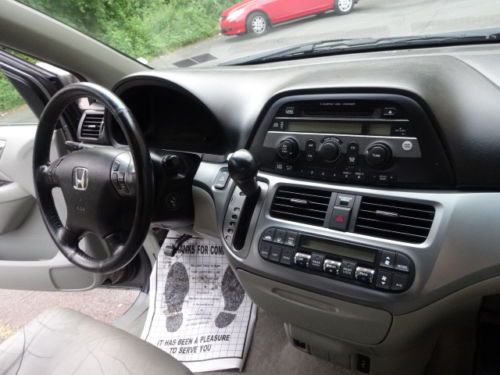 NO RESERVE ALL POWER LEATHER SUNROOF 8 SEAT DUAL A/C NEW MICHELIN TIRES SERVICED, image 37