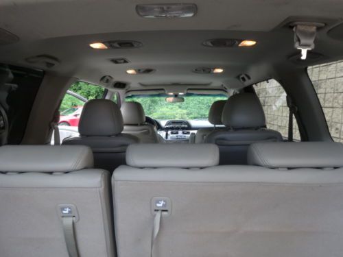 NO RESERVE ALL POWER LEATHER SUNROOF 8 SEAT DUAL A/C NEW MICHELIN TIRES SERVICED, image 54