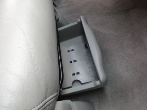 NO RESERVE ALL POWER LEATHER SUNROOF 8 SEAT DUAL A/C NEW MICHELIN TIRES SERVICED, image 59