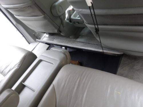 NO RESERVE ALL POWER LEATHER SUNROOF 8 SEAT DUAL A/C NEW MICHELIN TIRES SERVICED, image 62