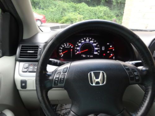 NO RESERVE ALL POWER LEATHER SUNROOF 8 SEAT DUAL A/C NEW MICHELIN TIRES SERVICED, image 81