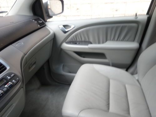 NO RESERVE ALL POWER LEATHER SUNROOF 8 SEAT DUAL A/C NEW MICHELIN TIRES SERVICED, image 86