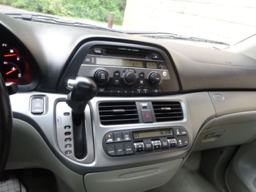 NO RESERVE ALL POWER LEATHER SUNROOF 8 SEAT DUAL A/C NEW MICHELIN TIRES SERVICED, image 87