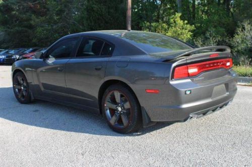 2014 dodge charger sxt