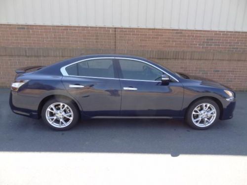 2014 nissan maxima sv
