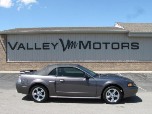 2003 ford mustang gt