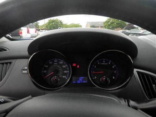 2011 Hyundai Genesis Coupe 2.0T, US $18,790.00, image 9