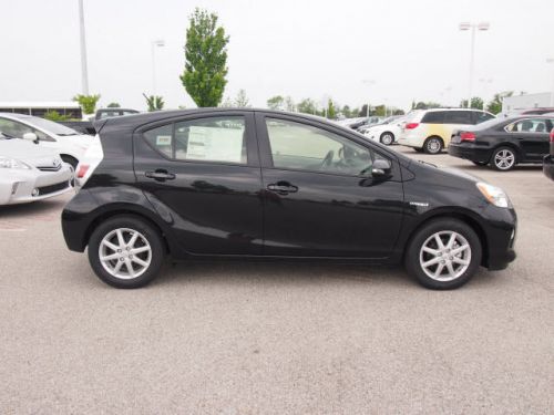 2014 toyota prius c three