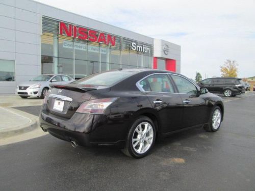 2014 nissan maxima sv