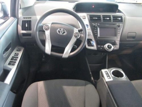2014 Toyota Prius v Two, US $28,009.00, image 2