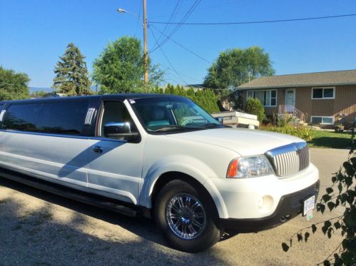 Lincoln navigator 140&#034; stretch suv limousine