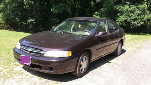 1998 nissan altima gle sedan 4-door 2.4l