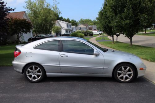 Silver 2 door mercedes // car runs perfect // fast // smooth