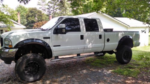 Low miles f-350 srw lariat diesel monster