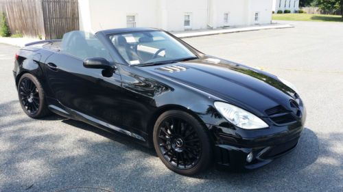 2006 slk55 amg, black on black, hard top convertible roadster, awesome condition