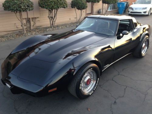 * gorgeous 1979 chevrolet corvette coupe selling w/ no reserve!!! *