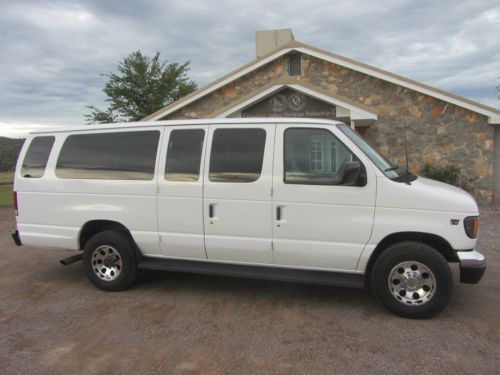 2001 ford 7.3l diesel e-350  econoline club wagon xl extended passenger van