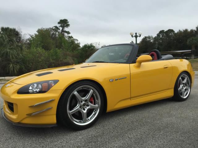 Honda s2000 convertible