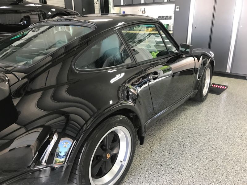 1987 porsche 930 coupe