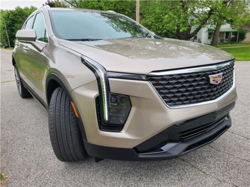 2024 cadillac xt4 awd premium luxury