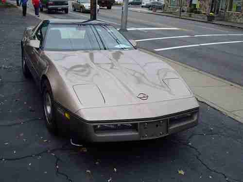 1984 CORVETTE CAR ONLY 56,900 MILES AUTOMATIC NICE CLASSIC PRICED TO SELL FAST, US $4,300.00, image 2