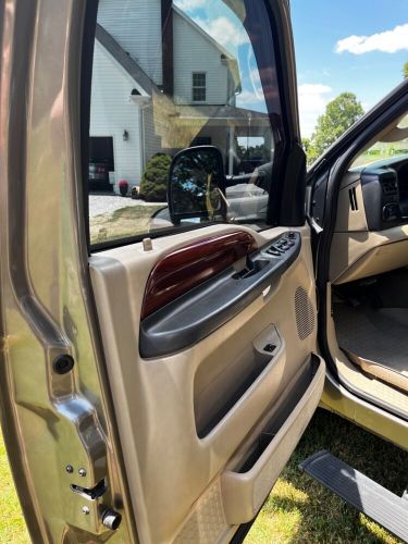 2005 ford excursion