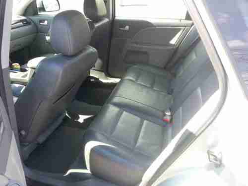2007 Mercury Montego Luxury Sedan 4-Door 3.0L, image 11