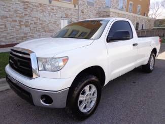 2010 tundra regular cab 4.0l v6 auto dual climate control nice truck