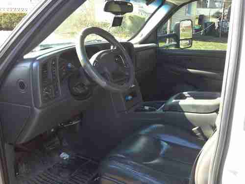 2005 Chevrolet Silverado 3500 LT Crew Cab 4-Door Utility Truck, US $18,500.00, image 2