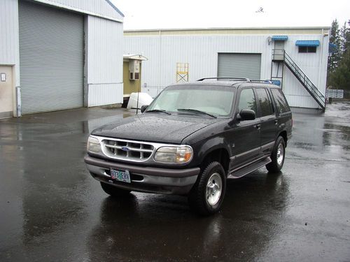 1997 ford explorer xlt sport utility 4-door 5.0l