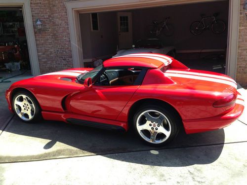 1995 dodge viper base convertible 2-door 8.0l roadster rt10