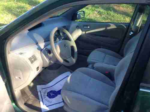 2001 Toyota Prius Base Sedan 4-Door 1.5L, image 2