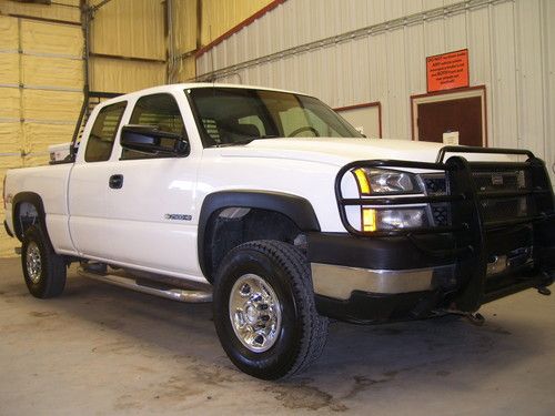 2006 chevrolet silverado 2500 hd 4x4 extended cab pickup 4-door 6.0l