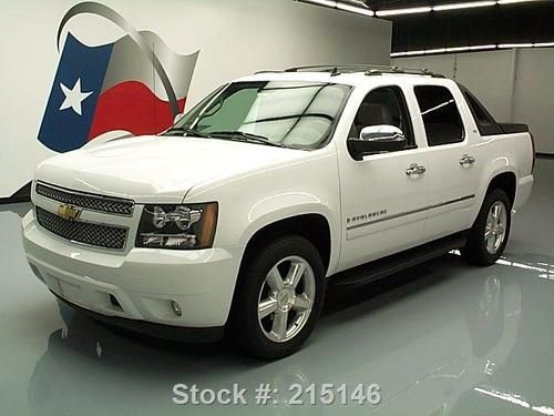 2009 chevy avalanche ltz 4x4 sunroof nav dvd 20's 64k texas direct auto