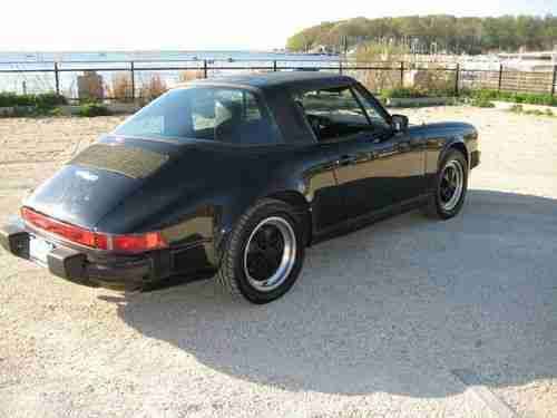 1981 PORSCHE 911 SC TARGA 2 DR COUPE, image 2