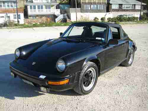 1981 PORSCHE 911 SC TARGA 2 DR COUPE, image 4