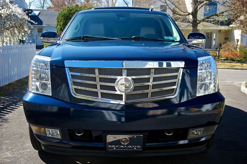 2008 escalade, 6.2l v8, blue/tan leather, 40k mi, full options, carfax, 71photos