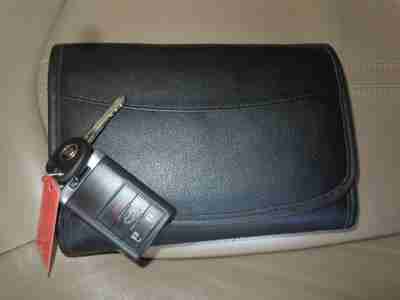 AWD 3.6L CD Heated Leather Seats Ultra-View Sun Roof Dual Zone Climate Homelink, image 18