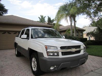 Chev avalanche leather 5.3 onstar 4x4 z71 crew cab 1 elderly fl ownr immaculate