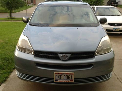 2005 toyota sienna le mini passenger van 5-door 3.3l