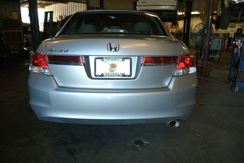 2012 Honda Accord LX 5-speed Clean Title for repair No Reserve, image 19