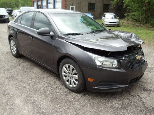 repairable rebuildable wrecked salvage project e z fix auto  Sedan 4-Door, US $4,999.00, image 8