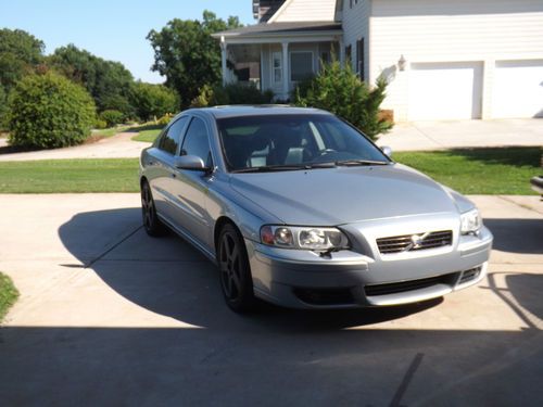 2006 volvo s60 r sedan 4-door 2.5l