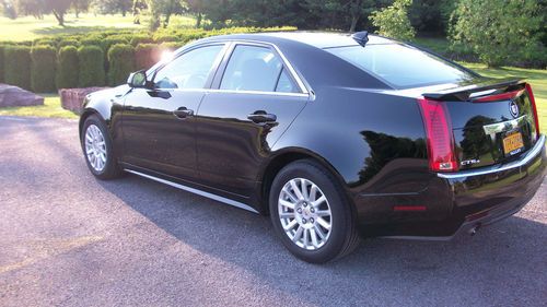 2011 cadillac cts all wheel drive one owner like new