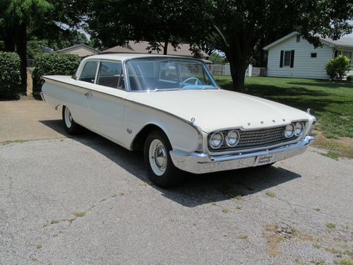 1960 ford fairlane 2 door club coupe