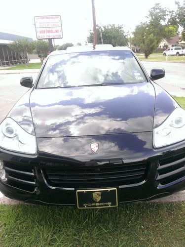 2008 black porsche cayenne base sport utility 4-door 3.6l with navi system