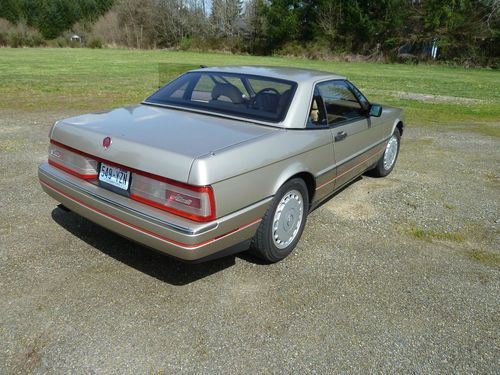 1990 Cadillac Allante Value Leader Convertible 2-Door 4.5L, image 2